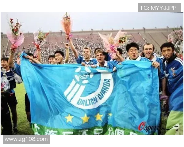 绝世巨星闪耀登场 终极足球精彩风暴